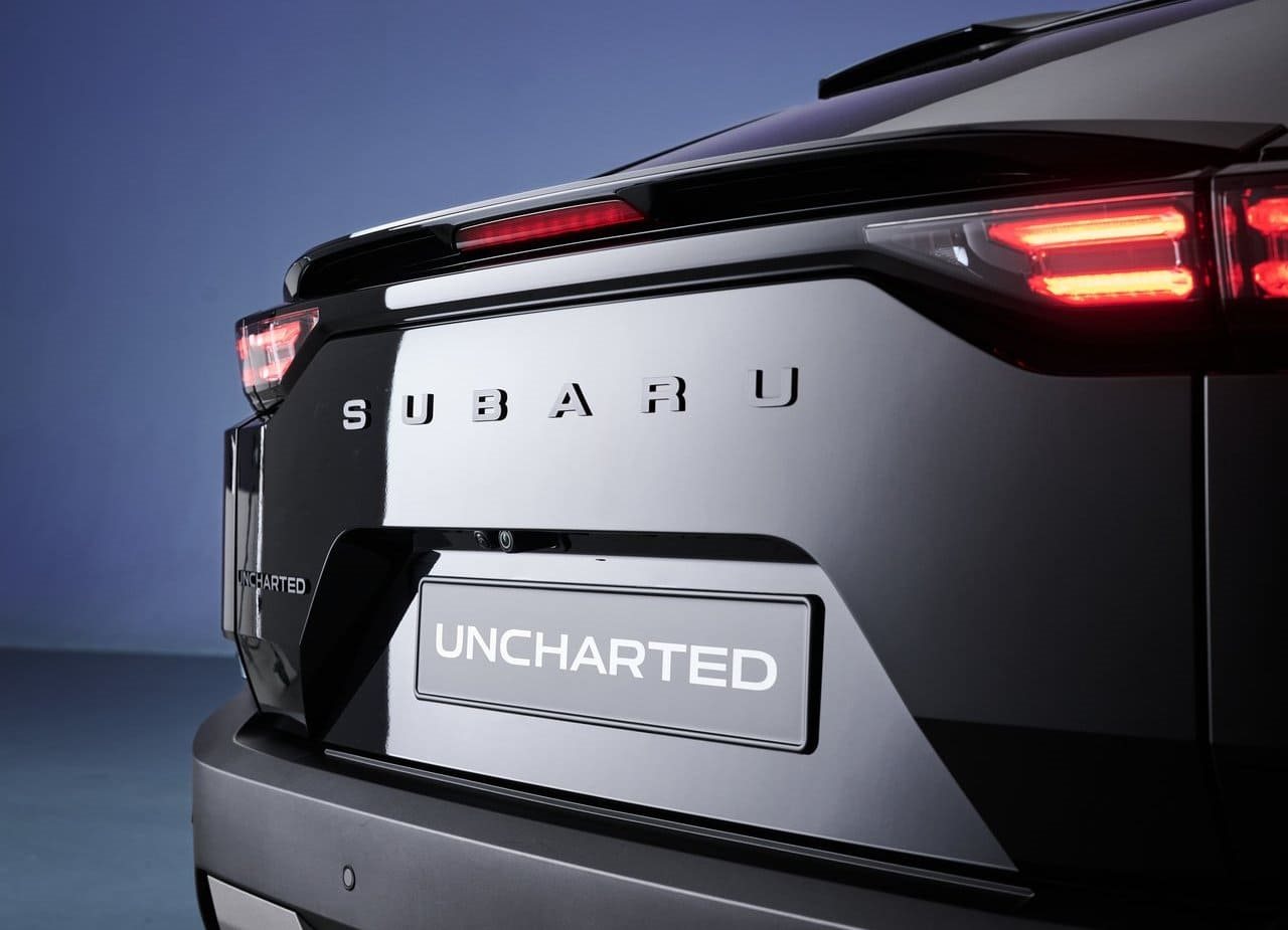 SUBARU UNCHARTED ASTRO BLACK MICA, foto 11