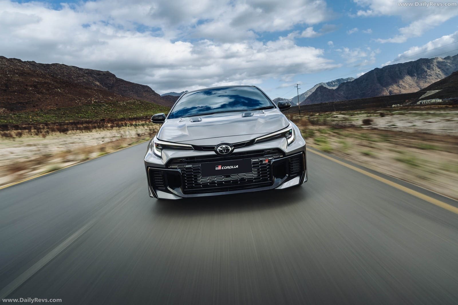 2026 - TOYOTA GR COROLLA 8AT, foto 1