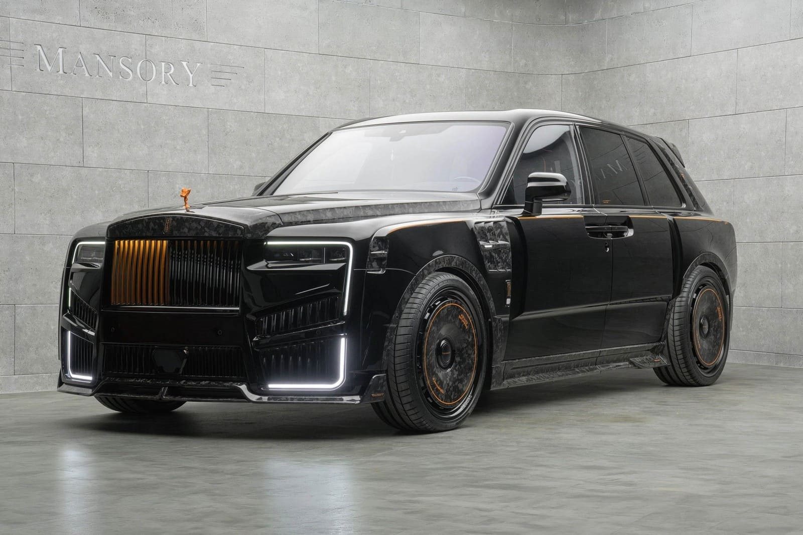 2026 - ROLLS-ROYCE CULLINAN SERIES II EMPEROR SIGNATURE BY MANSORY, foto 1