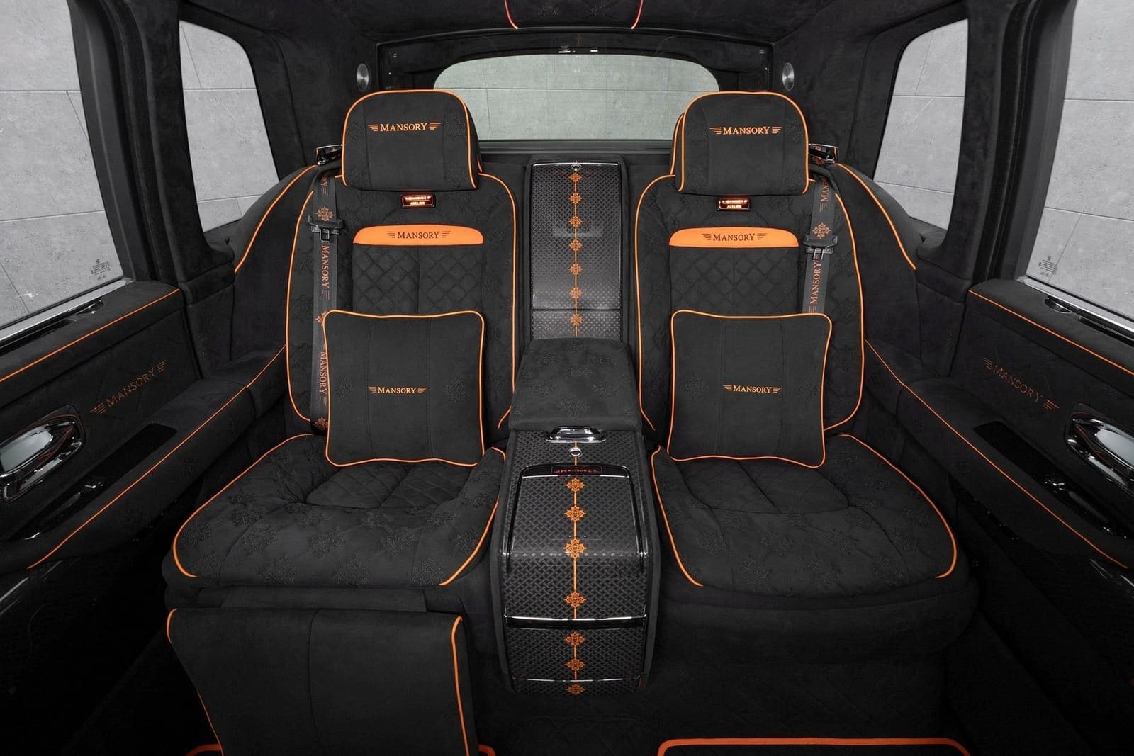 2026 - ROLLS-ROYCE CULLINAN SERIES II EMPEROR SIGNATURE BY MANSORY, foto 12