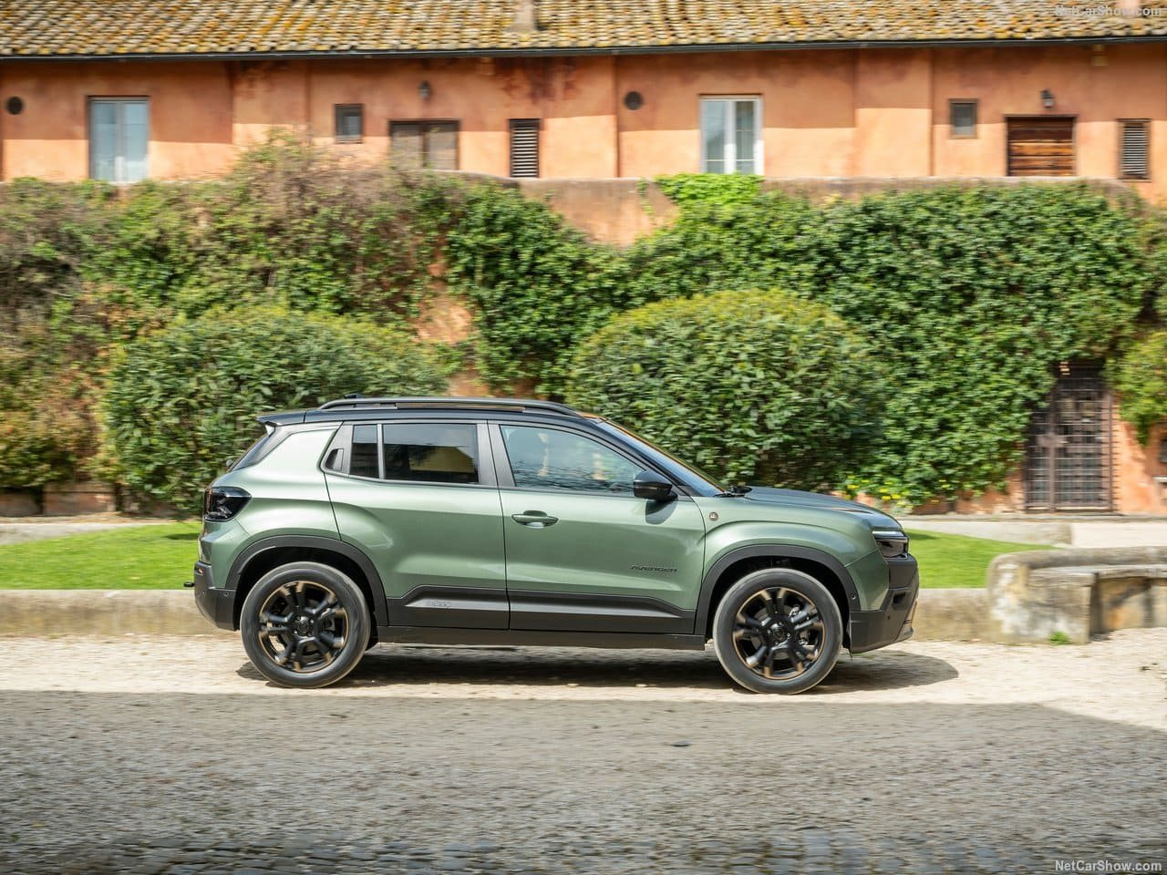 2027 - JEEP AVENGER, foto 26