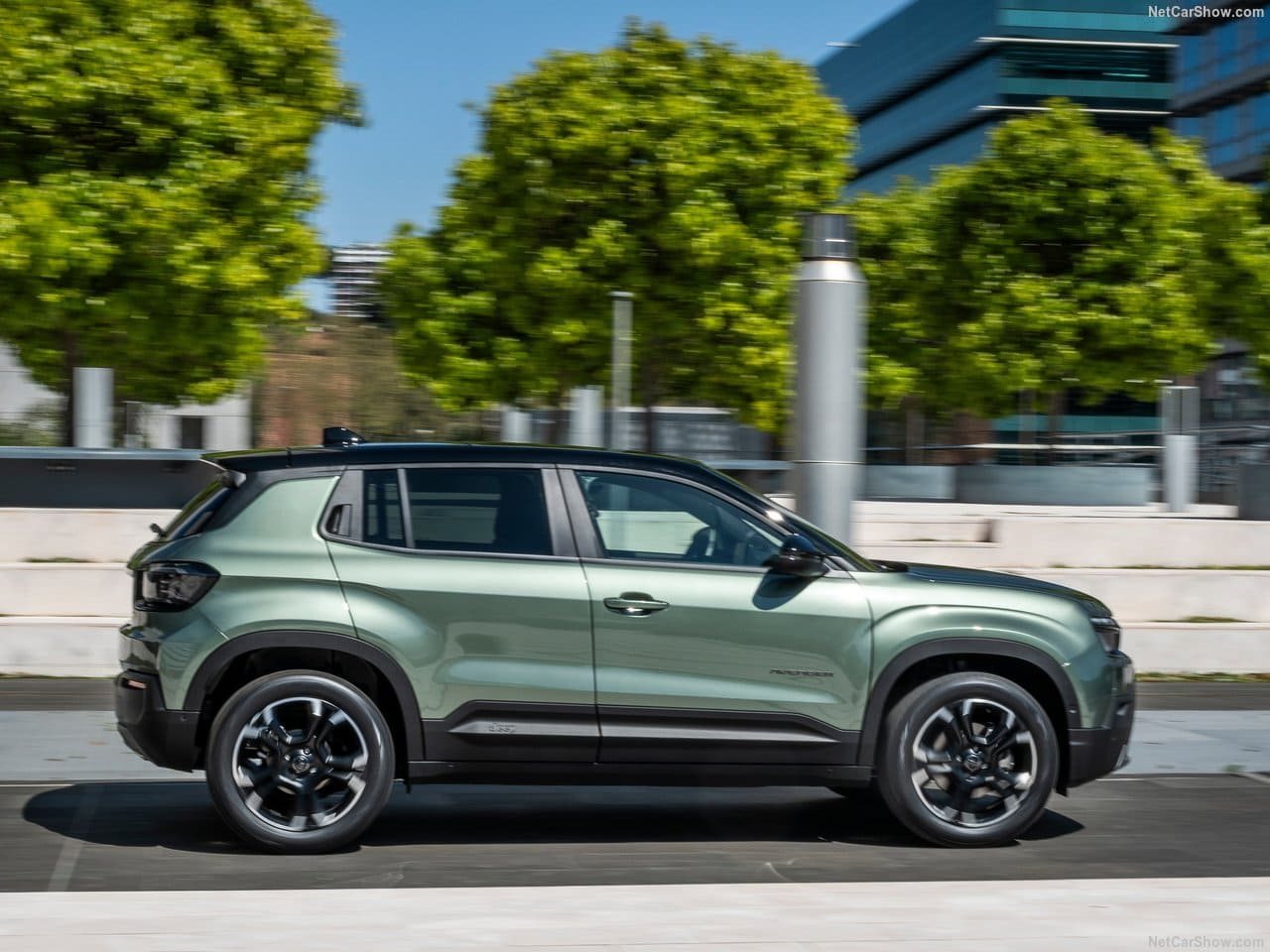 2027 - JEEP AVENGER, foto 27
