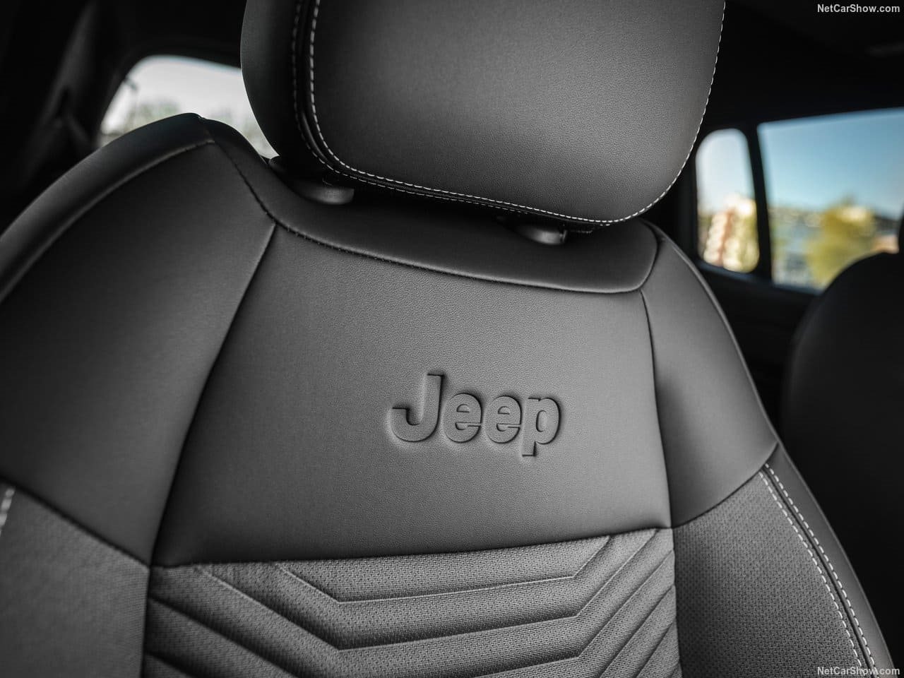 2027 - JEEP AVENGER, foto 75