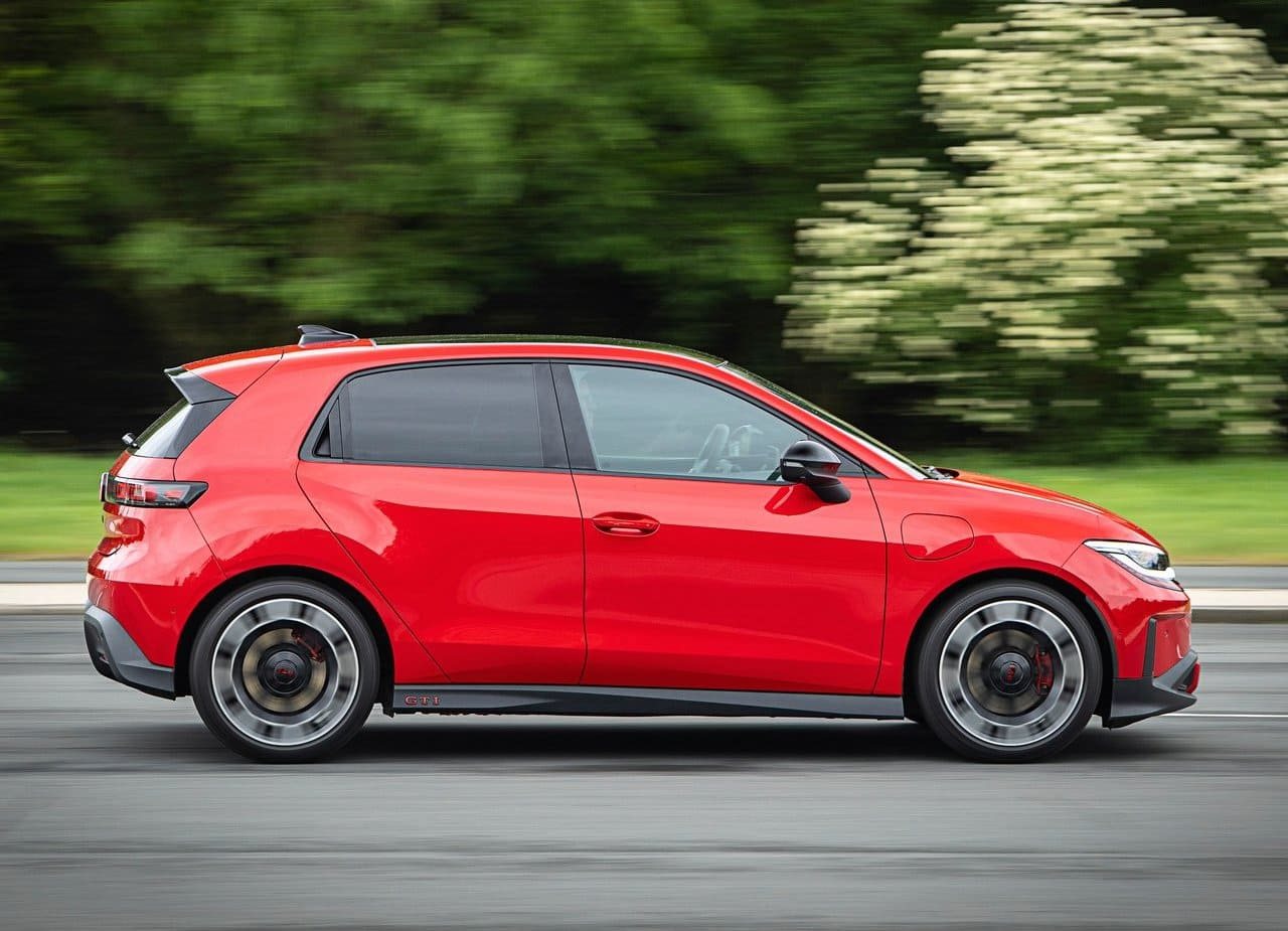 2027 - VOLKSWAGEN ID. POLO GTI, foto 11