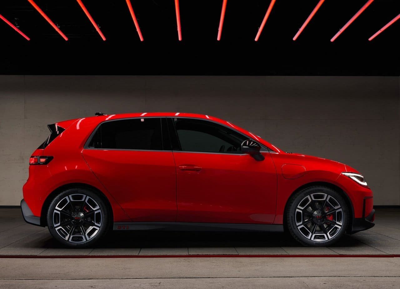 2027 - VOLKSWAGEN ID. POLO GTI, foto 18