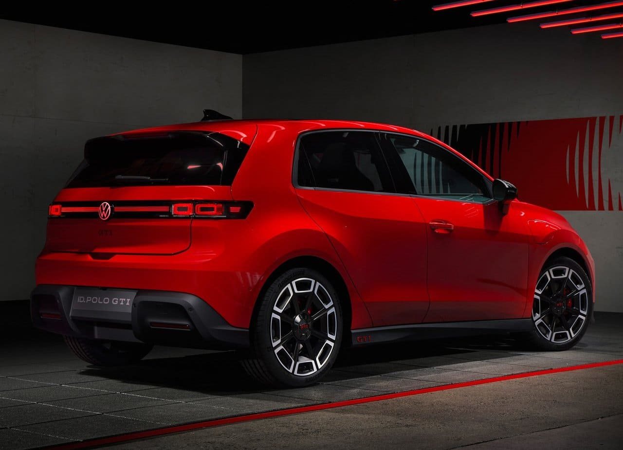 2027 - VOLKSWAGEN ID. POLO GTI, foto 19