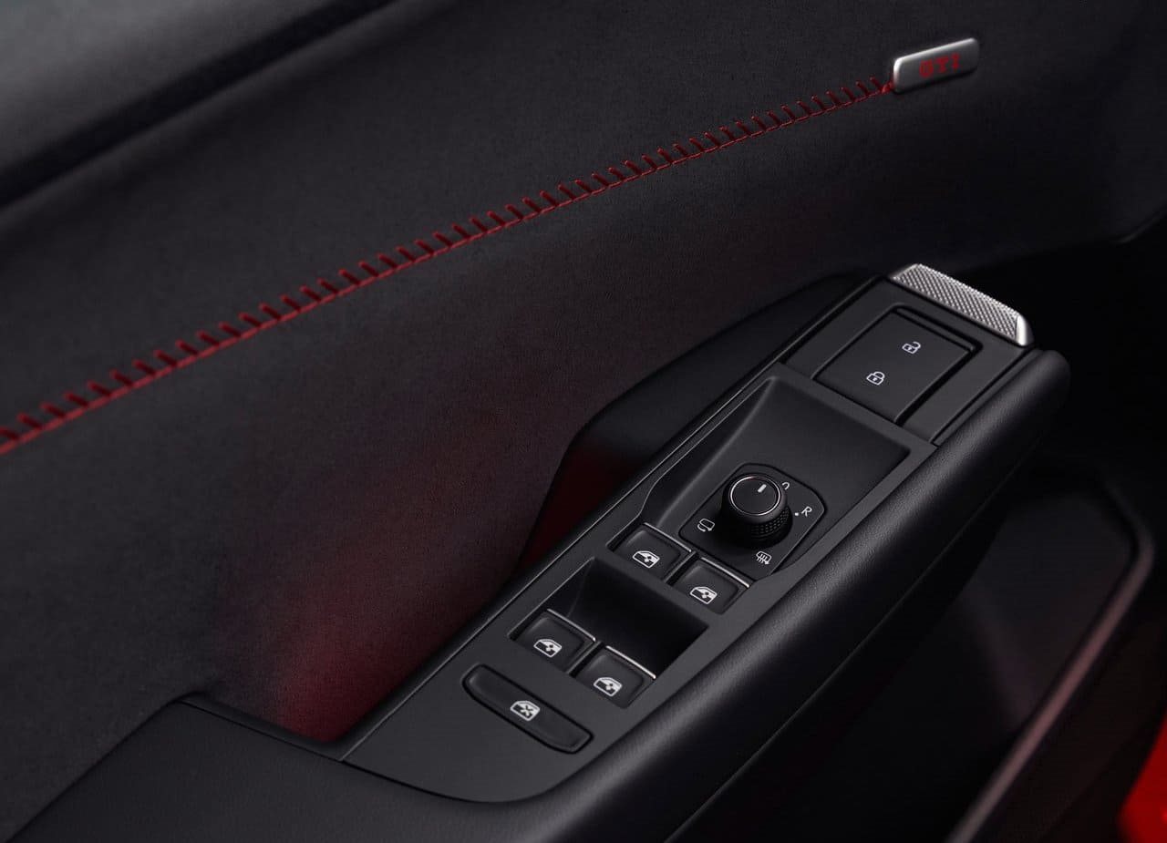 2027 - VOLKSWAGEN ID. POLO GTI, foto 26