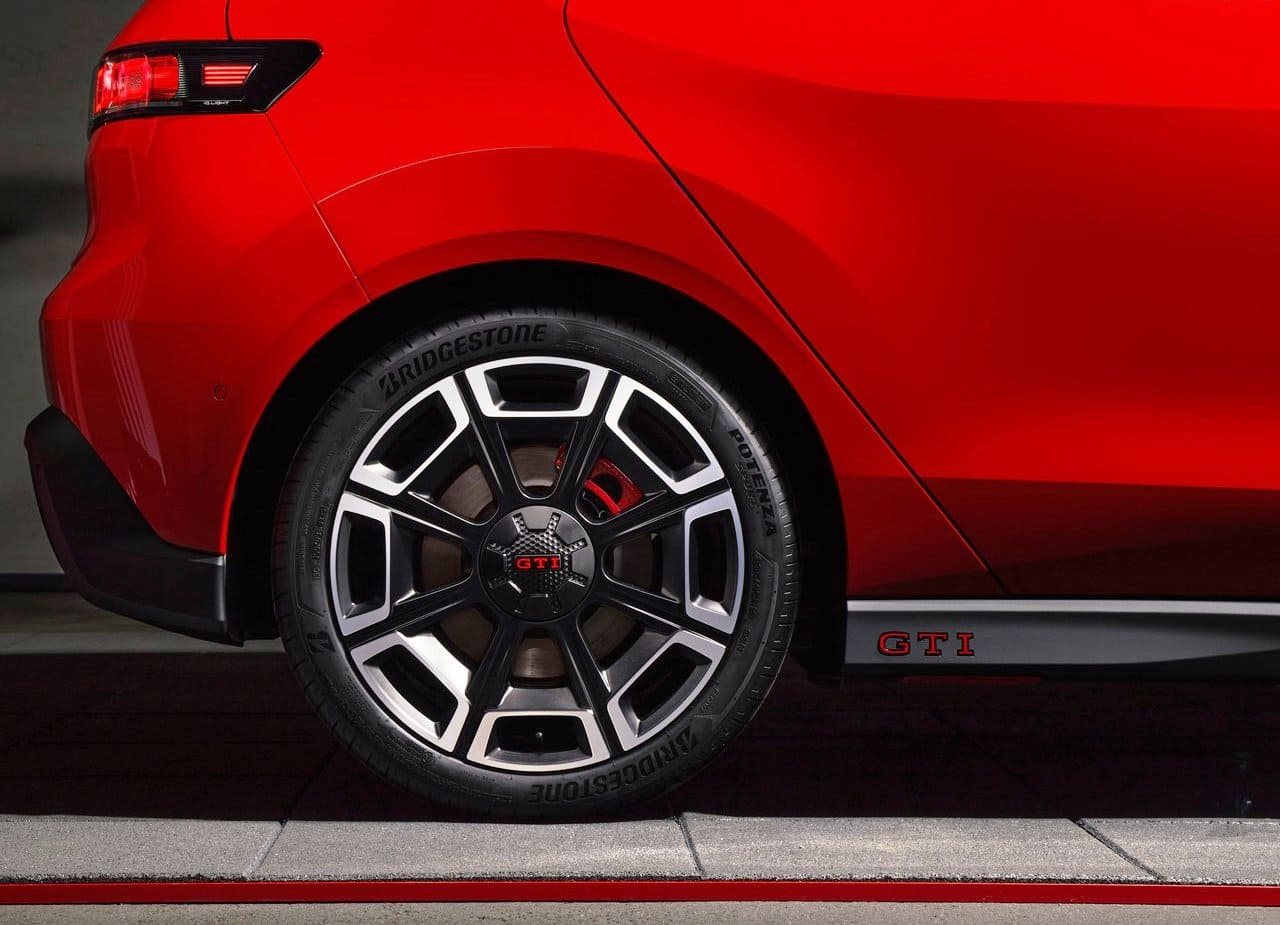 2027 - VOLKSWAGEN ID. POLO GTI, foto 29