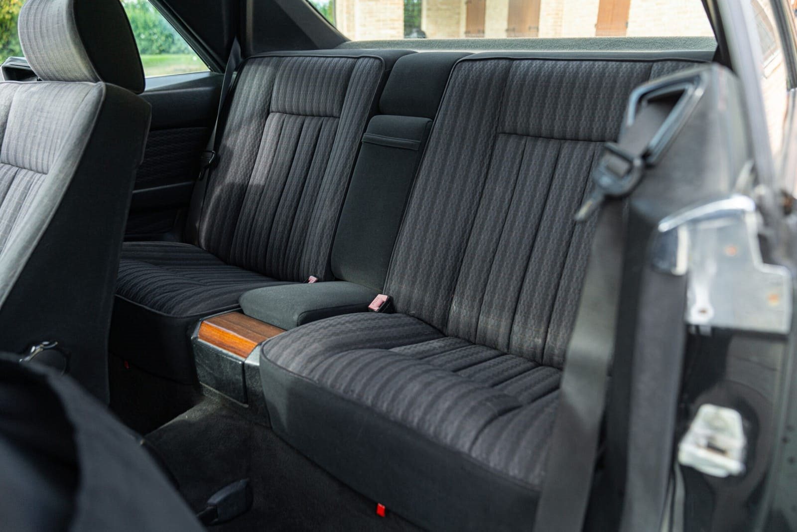 1990 - MERCEDES-BENZ CE 200, foto 27
