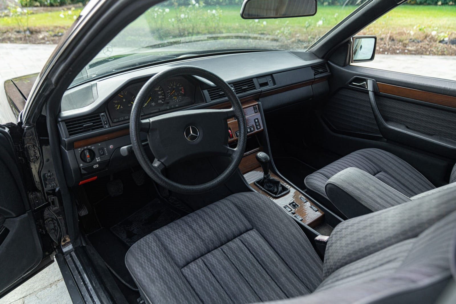 1990 - MERCEDES-BENZ CE 200, foto 30