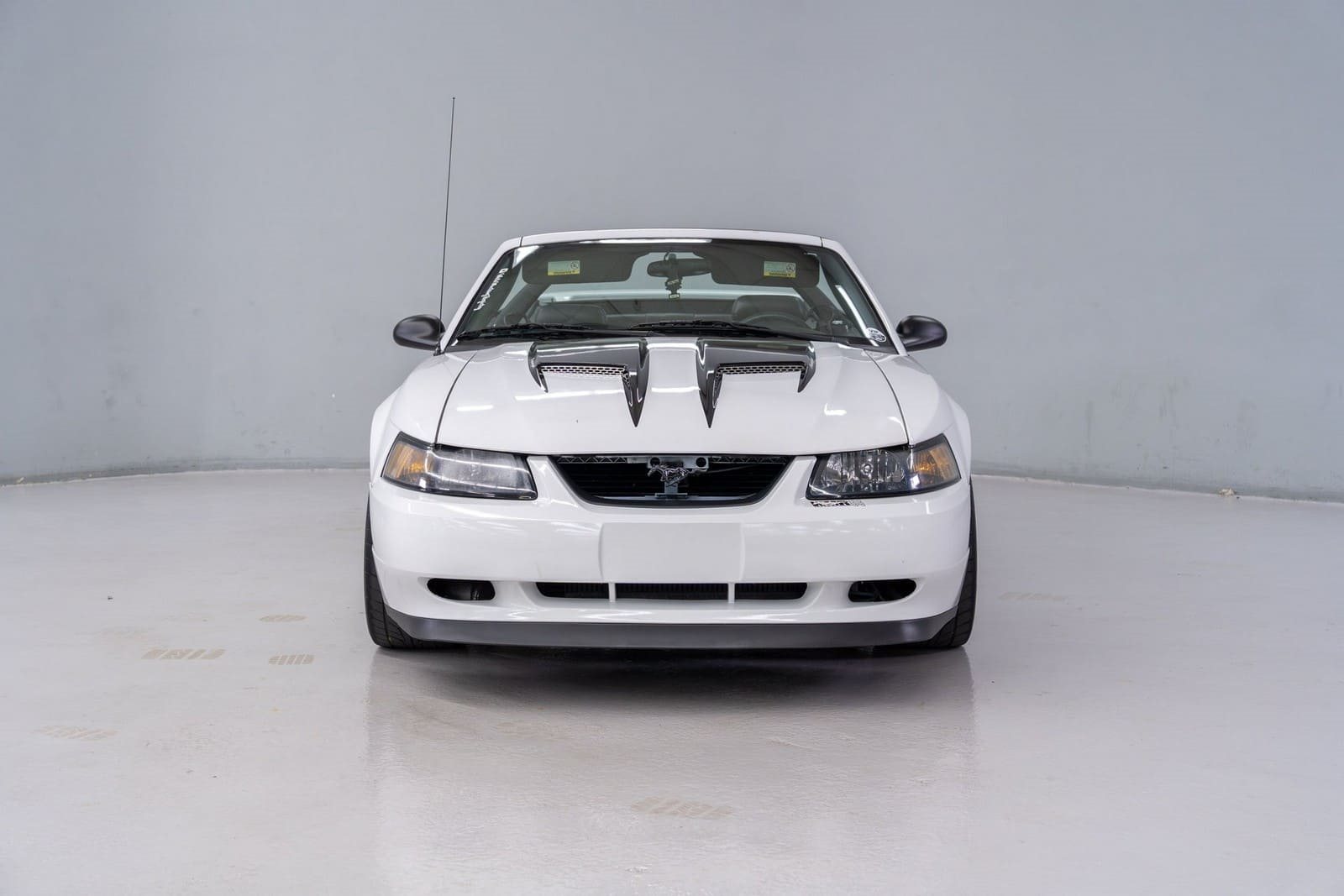 2001 - FORD MUSTANG GT CONVERTIBLE OXFORD WHITE, foto 4