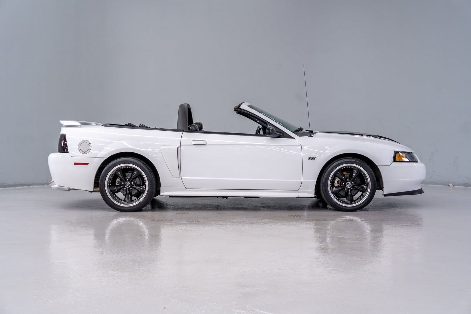 2001 - FORD MUSTANG GT CONVERTIBLE OXFORD WHITE, foto 7