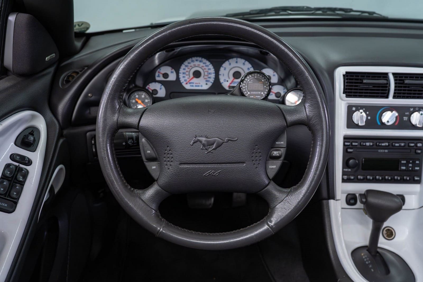 2001 - FORD MUSTANG GT CONVERTIBLE OXFORD WHITE, foto 11