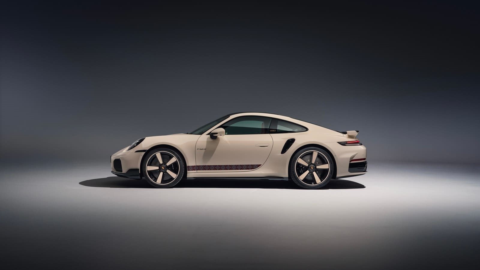 2026 - PORSCHE 911 TURBO S SADU EDITION, foto 3