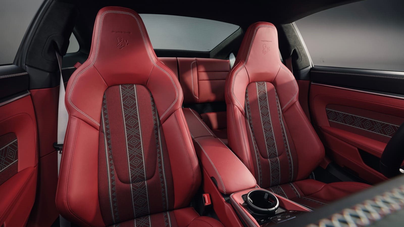 2026 - PORSCHE 911 TURBO S SADU EDITION, foto 16