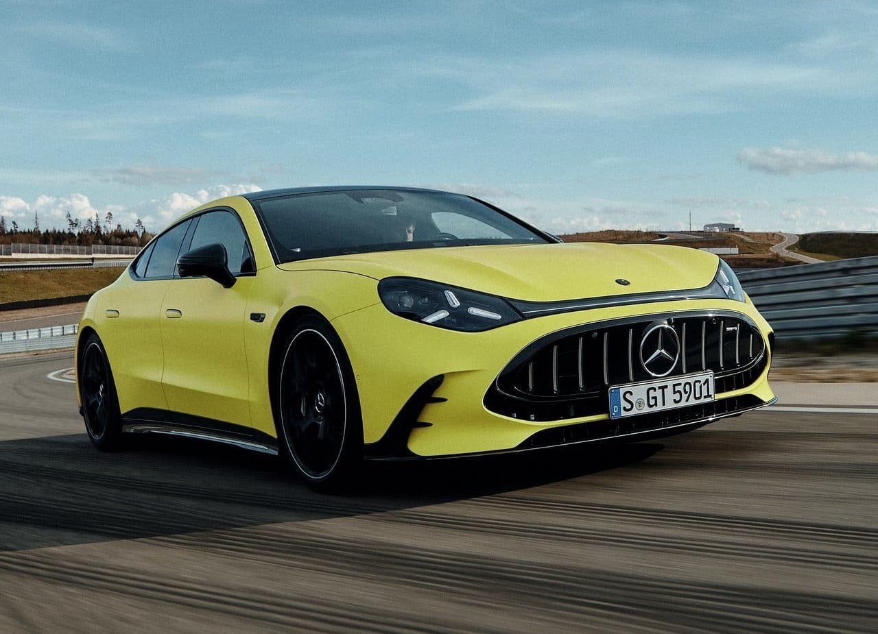 2027 - MERCEDES-AMG GT 4-DOOR COUPÉ, foto 1