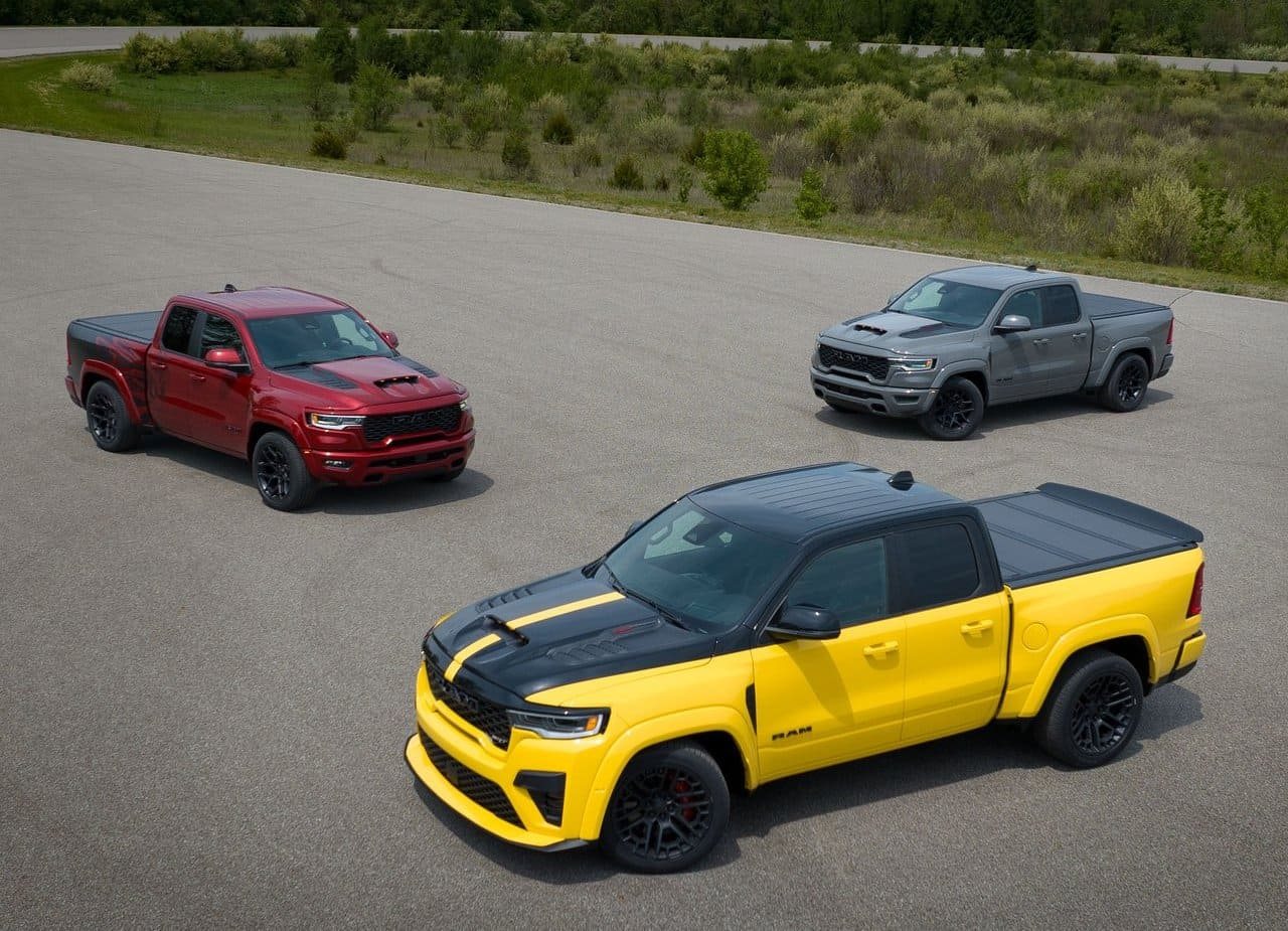 2027 - RAM 1500 RUMBLE BEE SRT, foto 12