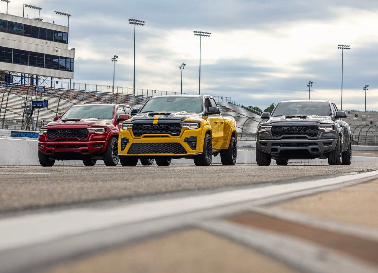 2027 - RAM 1500 RUMBLE BEE SRT, foto 13