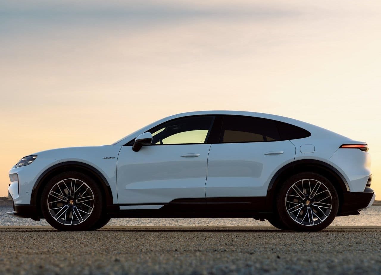 2027 - PORSCHE CAYENNE S COUPÉ ELECTRIC, foto 9