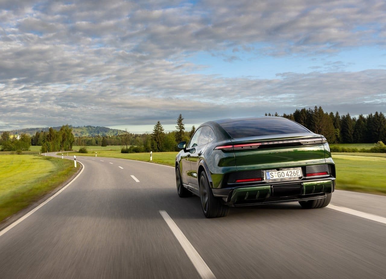 2027 - PORSCHE CAYENNE S COUPÉ ELECTRIC, foto 17