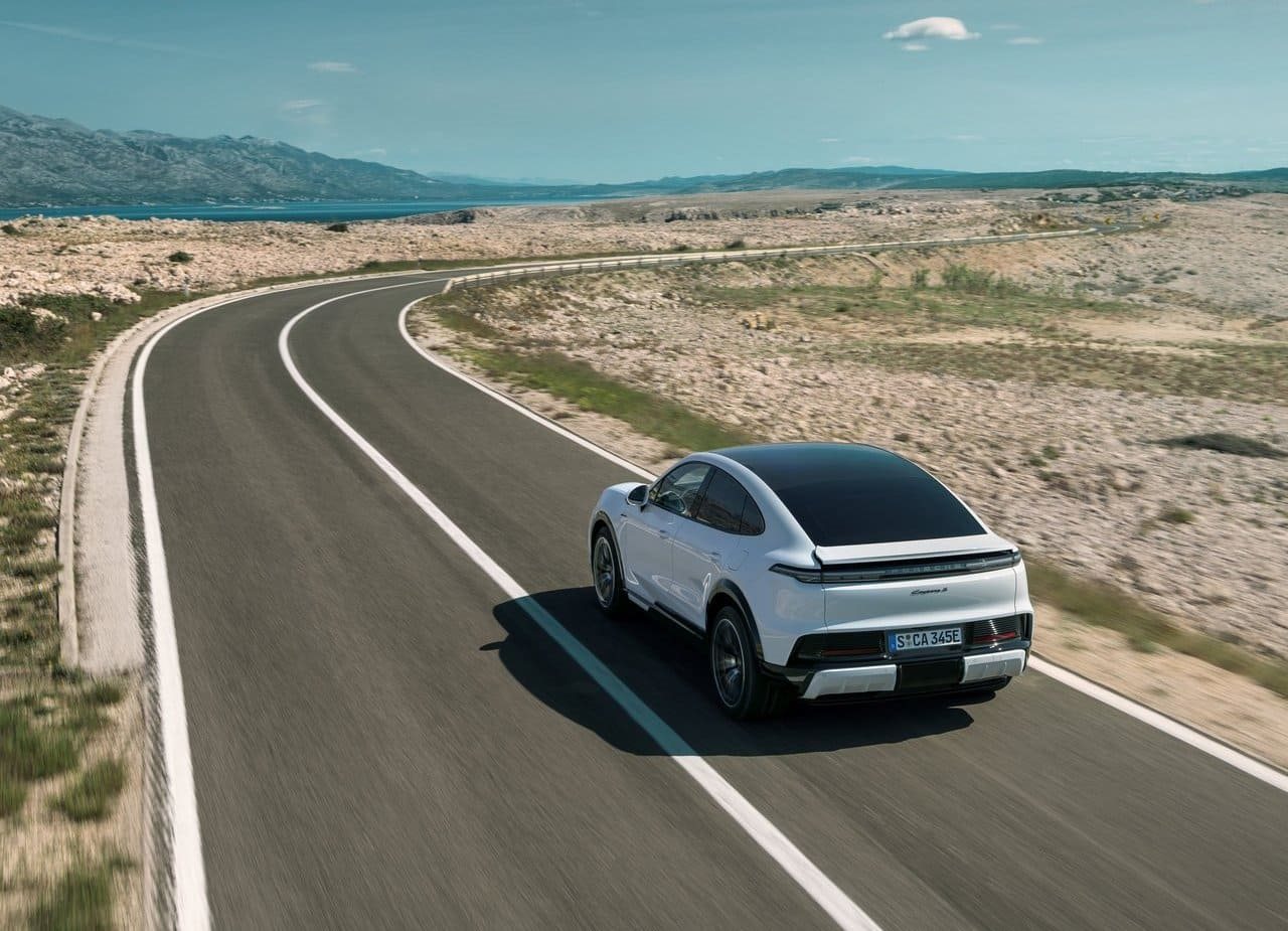 2027 - PORSCHE CAYENNE S COUPÉ ELECTRIC, foto 19
