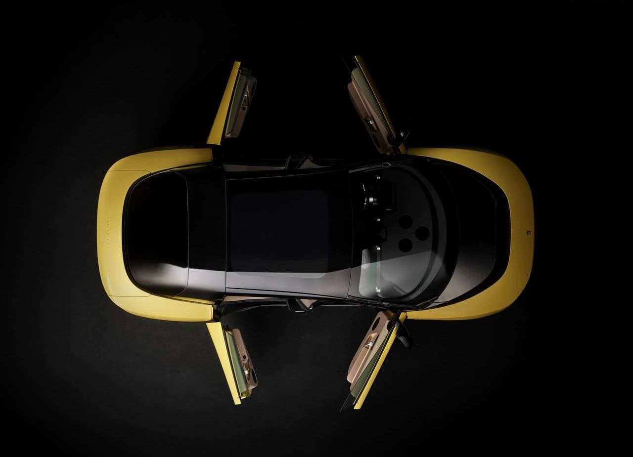 2027 - FERRARI LUCE, foto 16