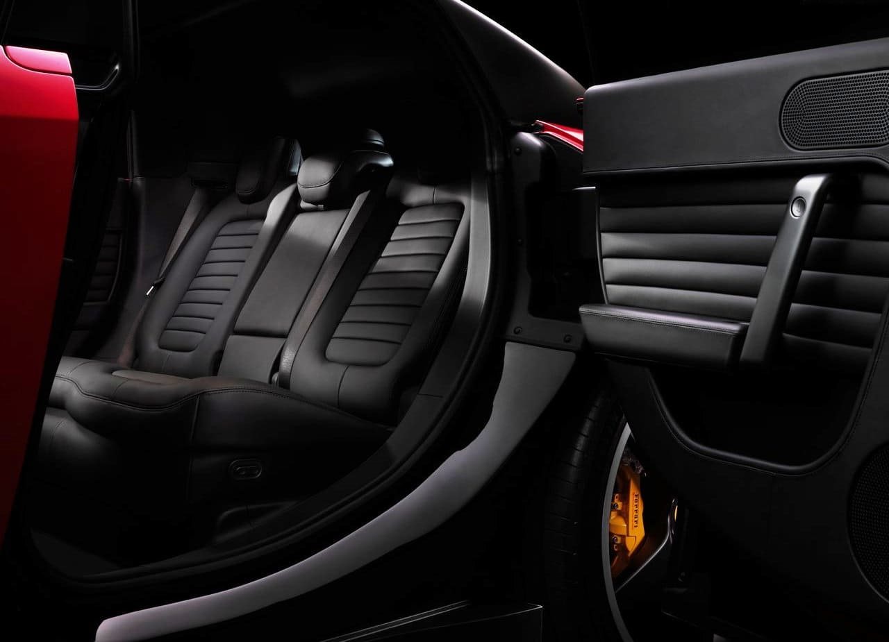 2027 - FERRARI LUCE, foto 22