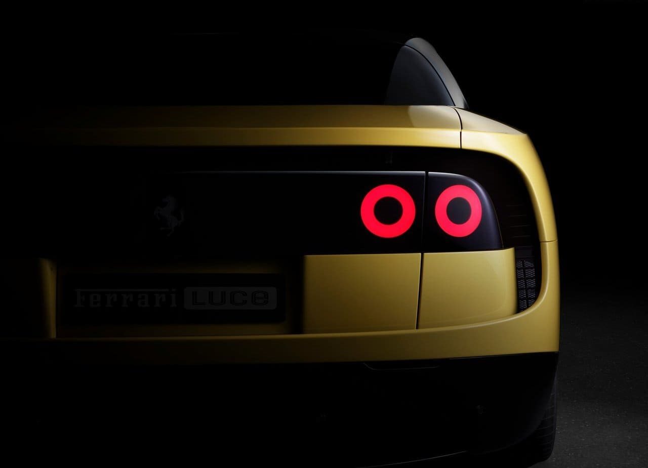 2027 - FERRARI LUCE, foto 30