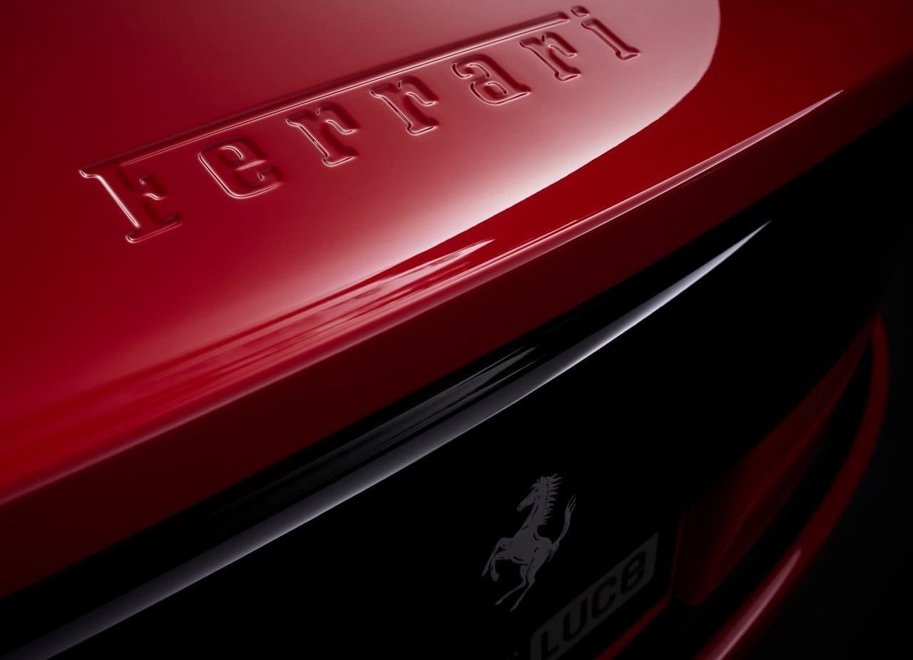 2027 - FERRARI LUCE, foto 32