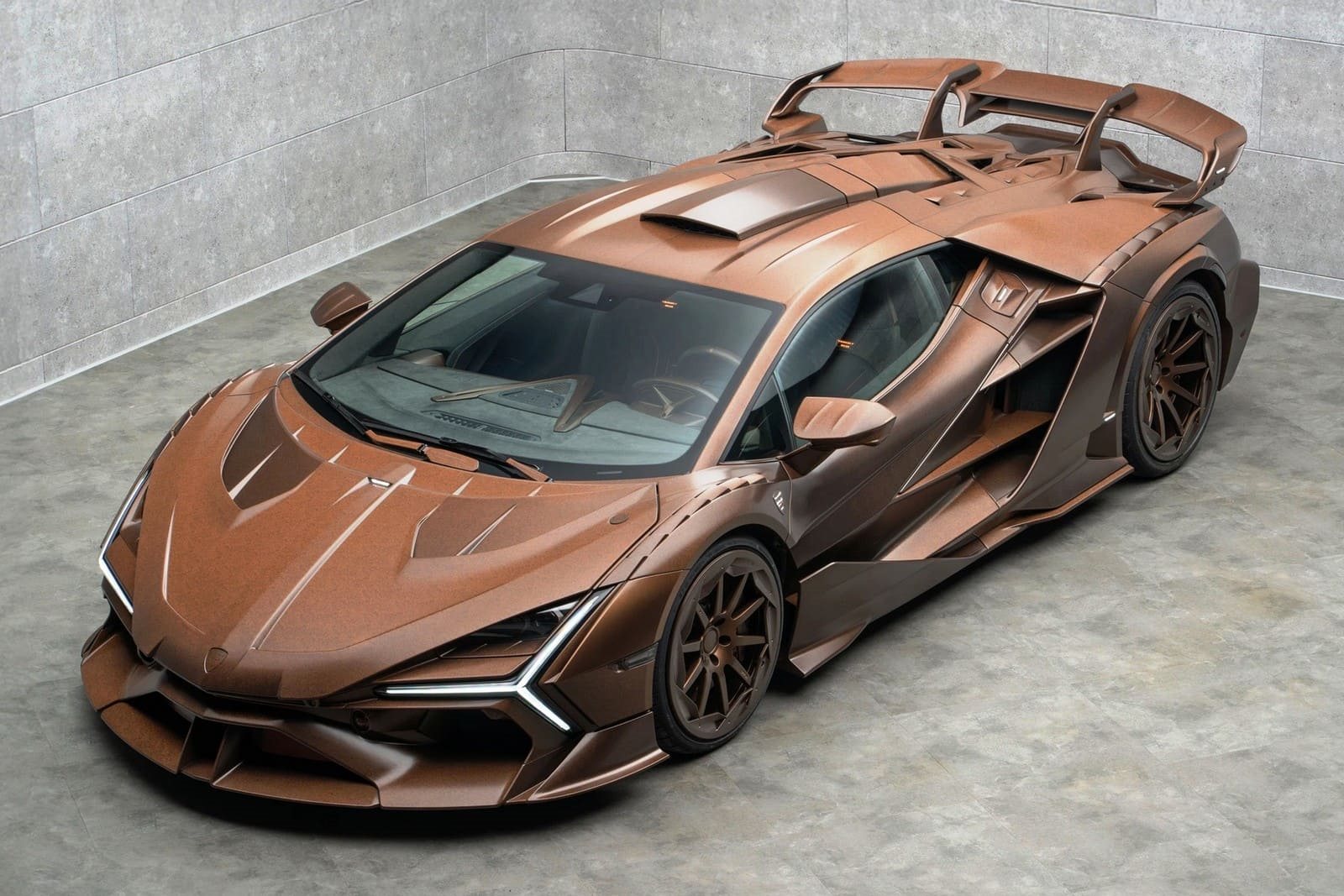 LAMBORGHINI REVUELTO MANSORY CARBONADO X DAMASK EDITION, foto 3