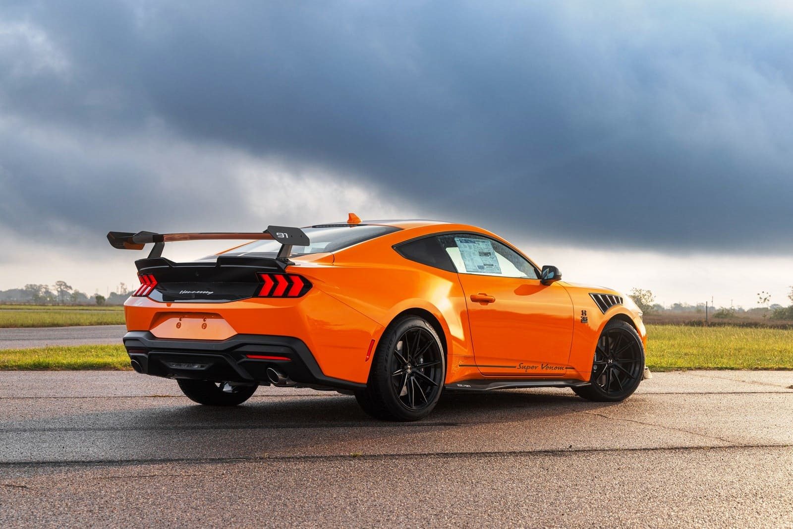 2026 - FORD MUSTANG SUPER VENOM 35TH ANNIVERSARY BY HENNESSEY, foto 2