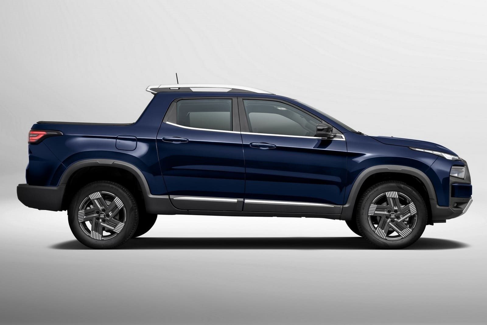 2027 - FIAT TORO VOLCANO MHEV, foto 5