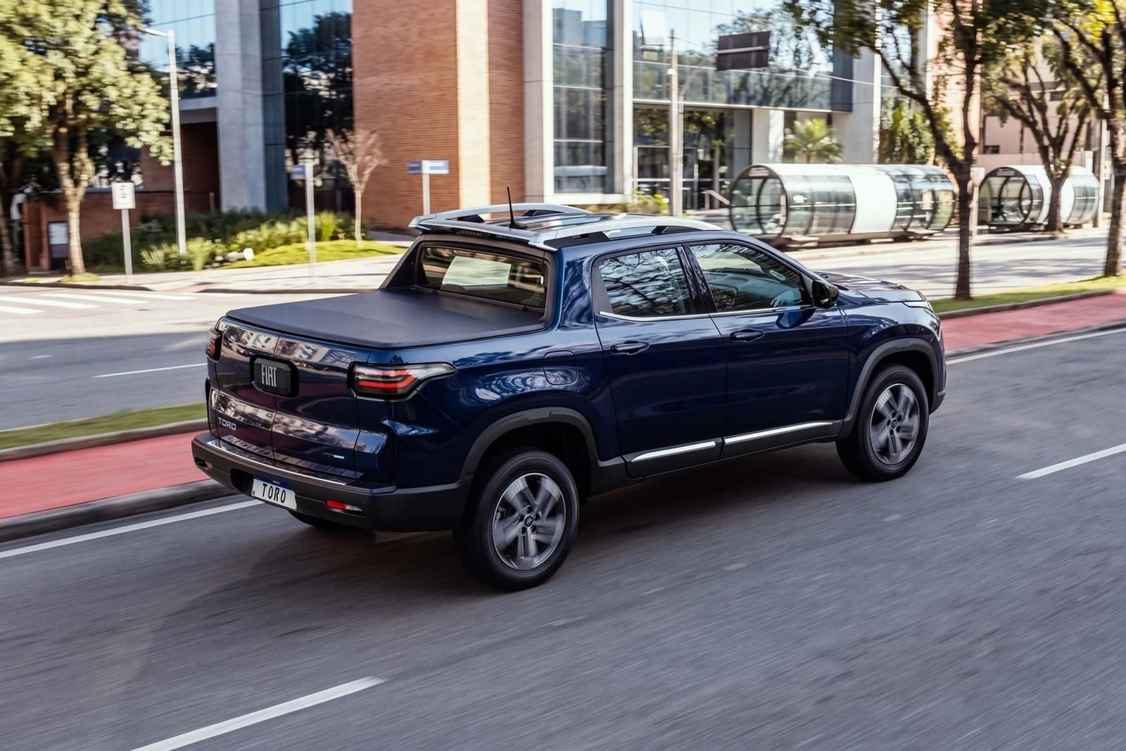 2027 - FIAT TORO VOLCANO MHEV, foto 29