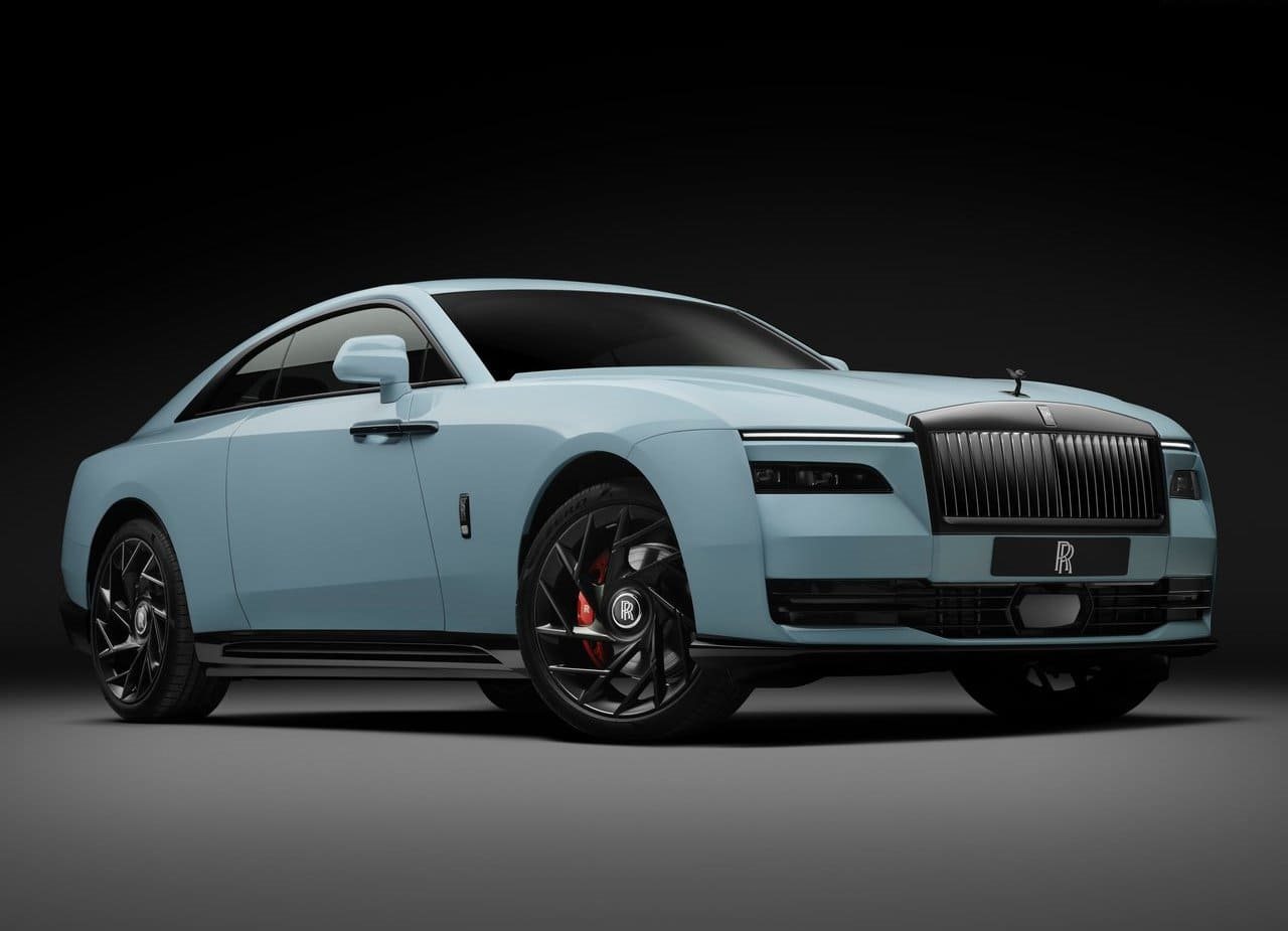 ROLLS-ROYCE SPECTRE BLACK BADGE SERIES II, foto 1