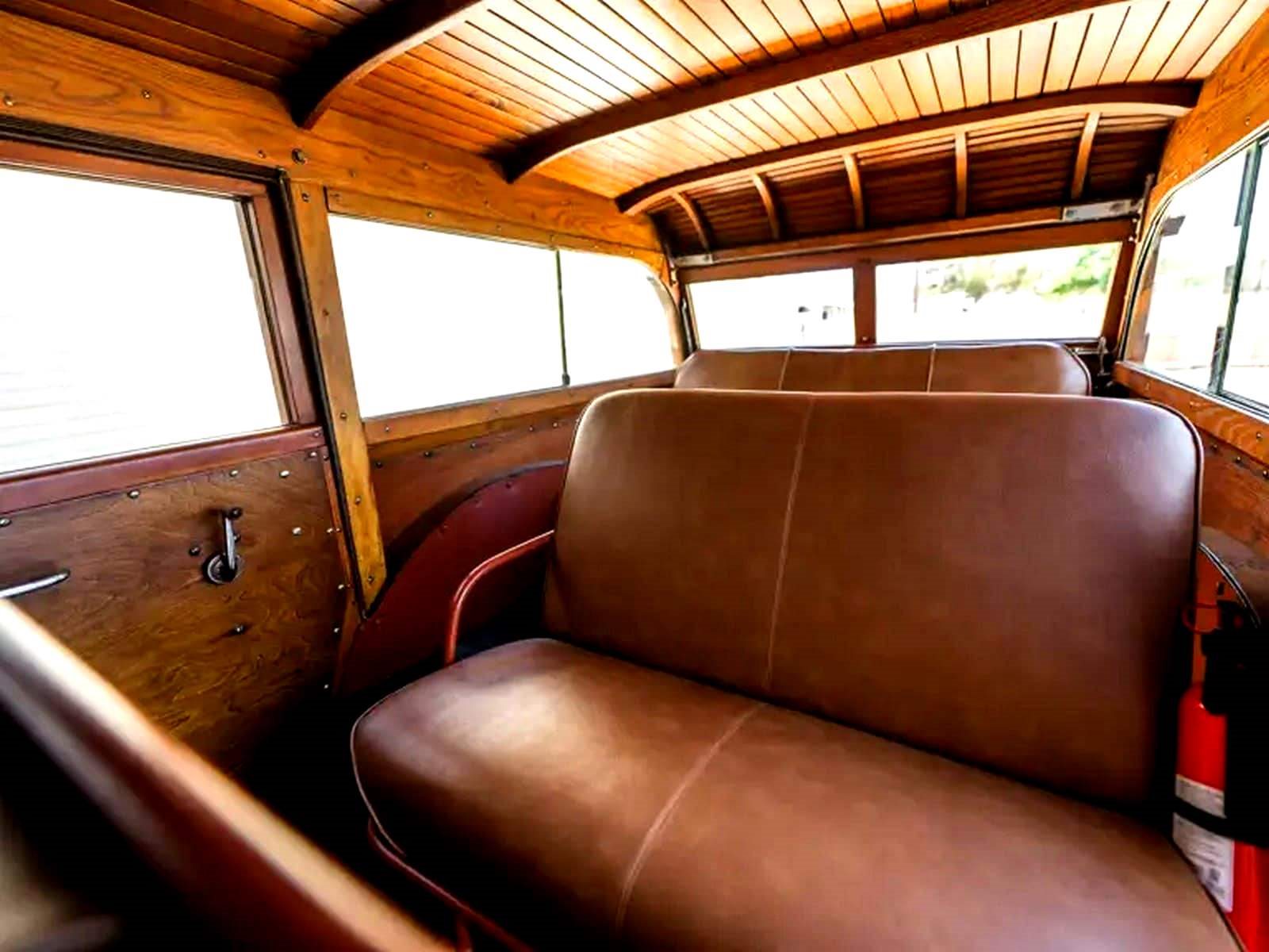 1941 - PACKARD 110 HERCULES STATION WAGON, foto 31