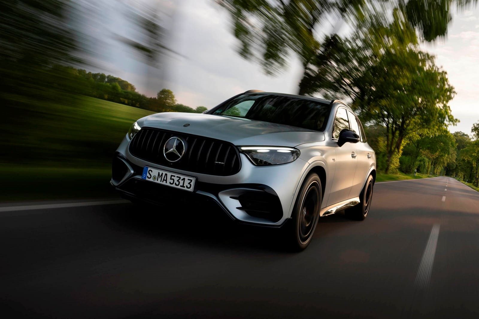 2027 - MERCEDES-AMG GLC 53 MANUFAKTUR, foto 2