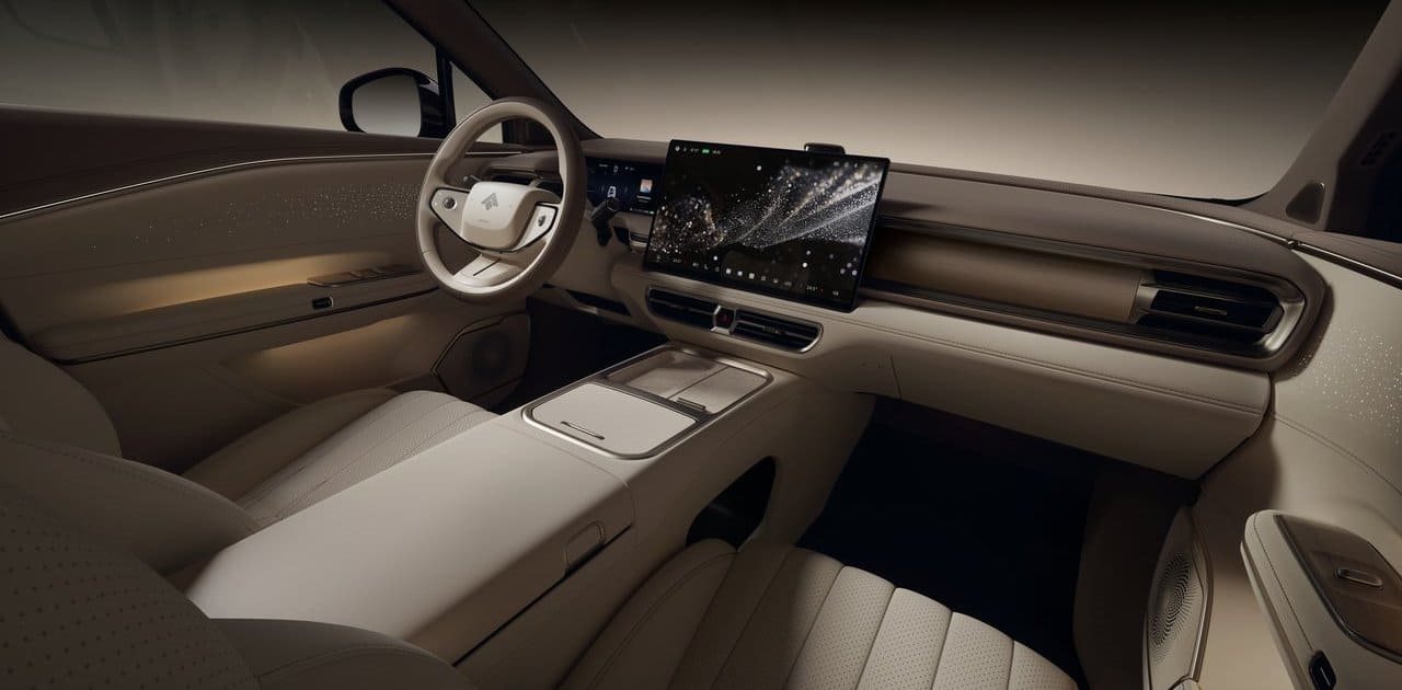 2027 - GAC HYPTEC S600, foto 25