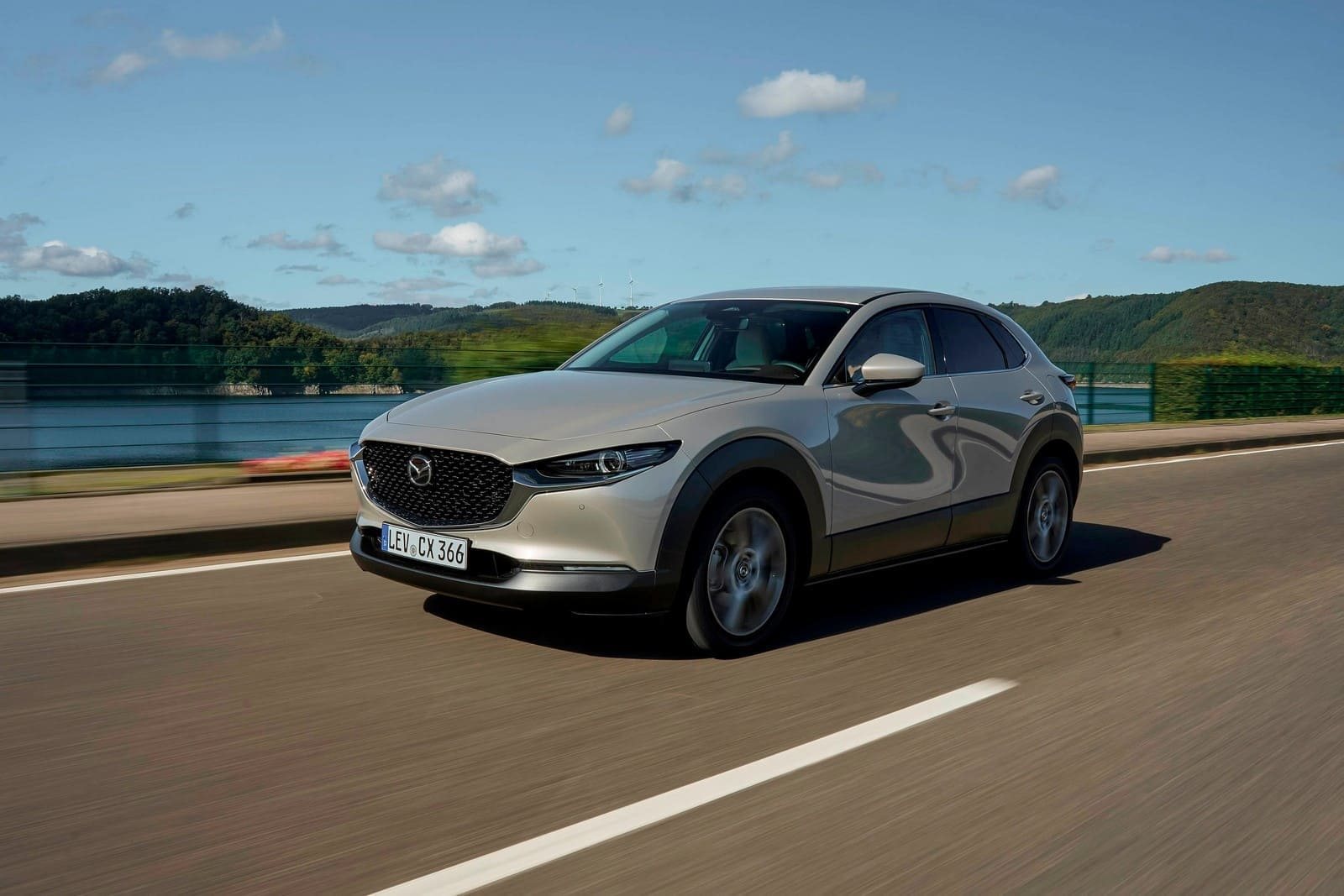 MAZDA CX-30, foto 2