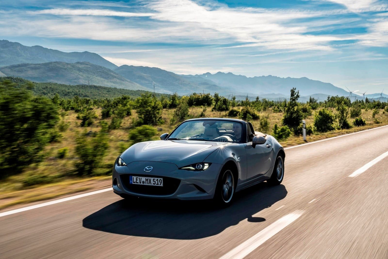 2027 - MAZDA MX-5 KAZARI, foto 1