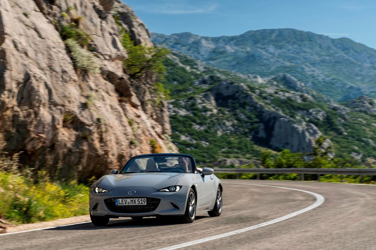 2027 - MAZDA MX-5 KAZARI, foto 15