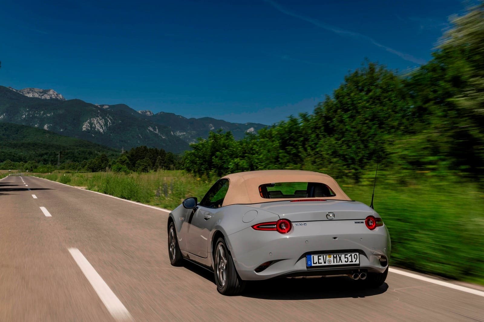 2027 - MAZDA MX-5 KAZARI, foto 19