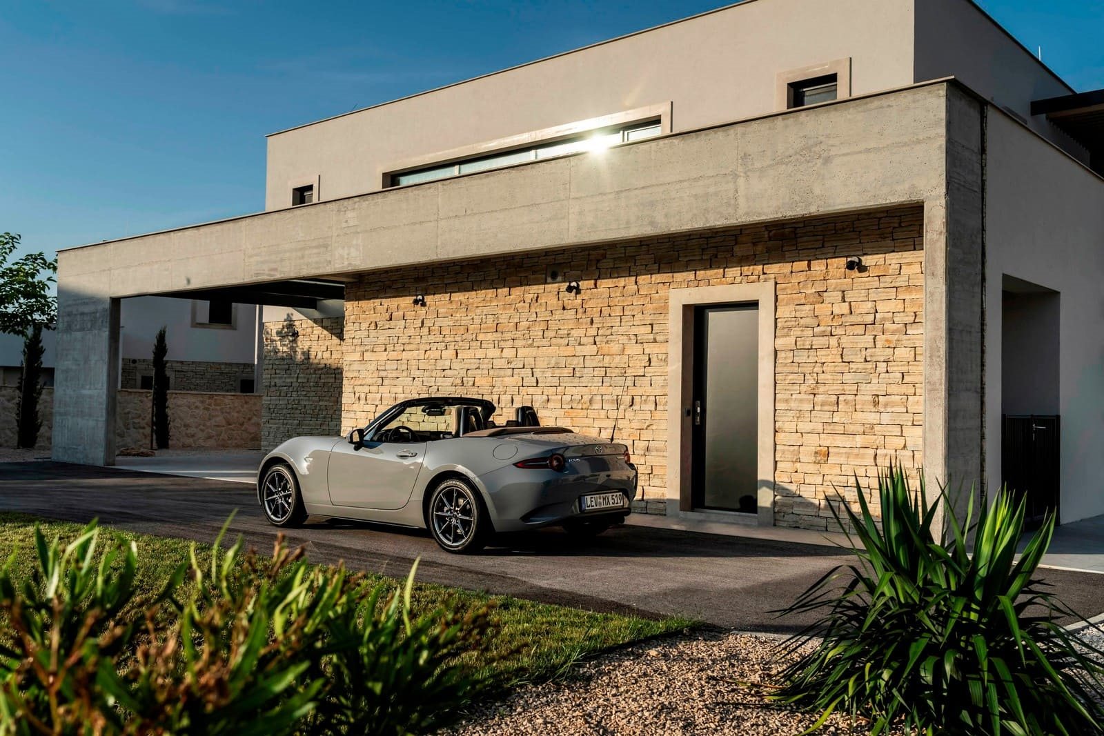 2027 - MAZDA MX-5 KAZARI, foto 27