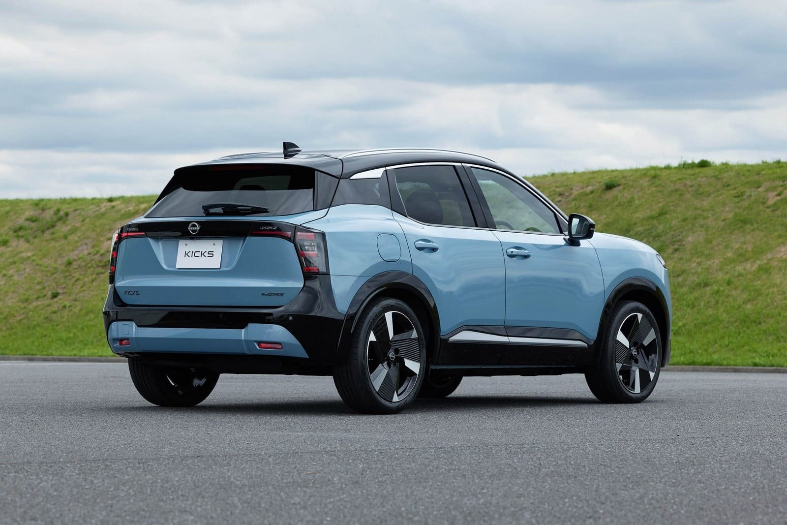 2026 - NISSAN KICKS G GRADE, foto 2