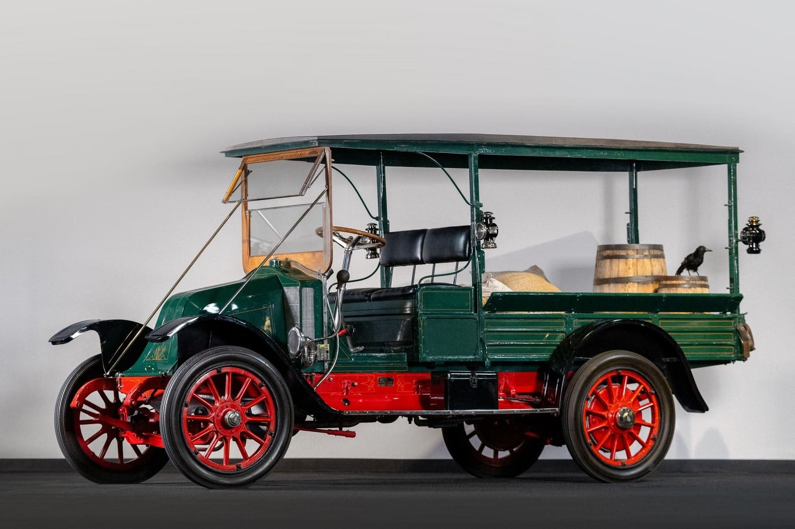 1912 - LIPPARD-STEWART MODEL E EXPRESS TRUCK, foto 1