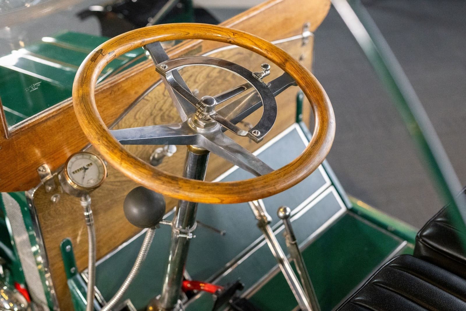 1912 - LIPPARD-STEWART MODEL E EXPRESS TRUCK, foto 2
