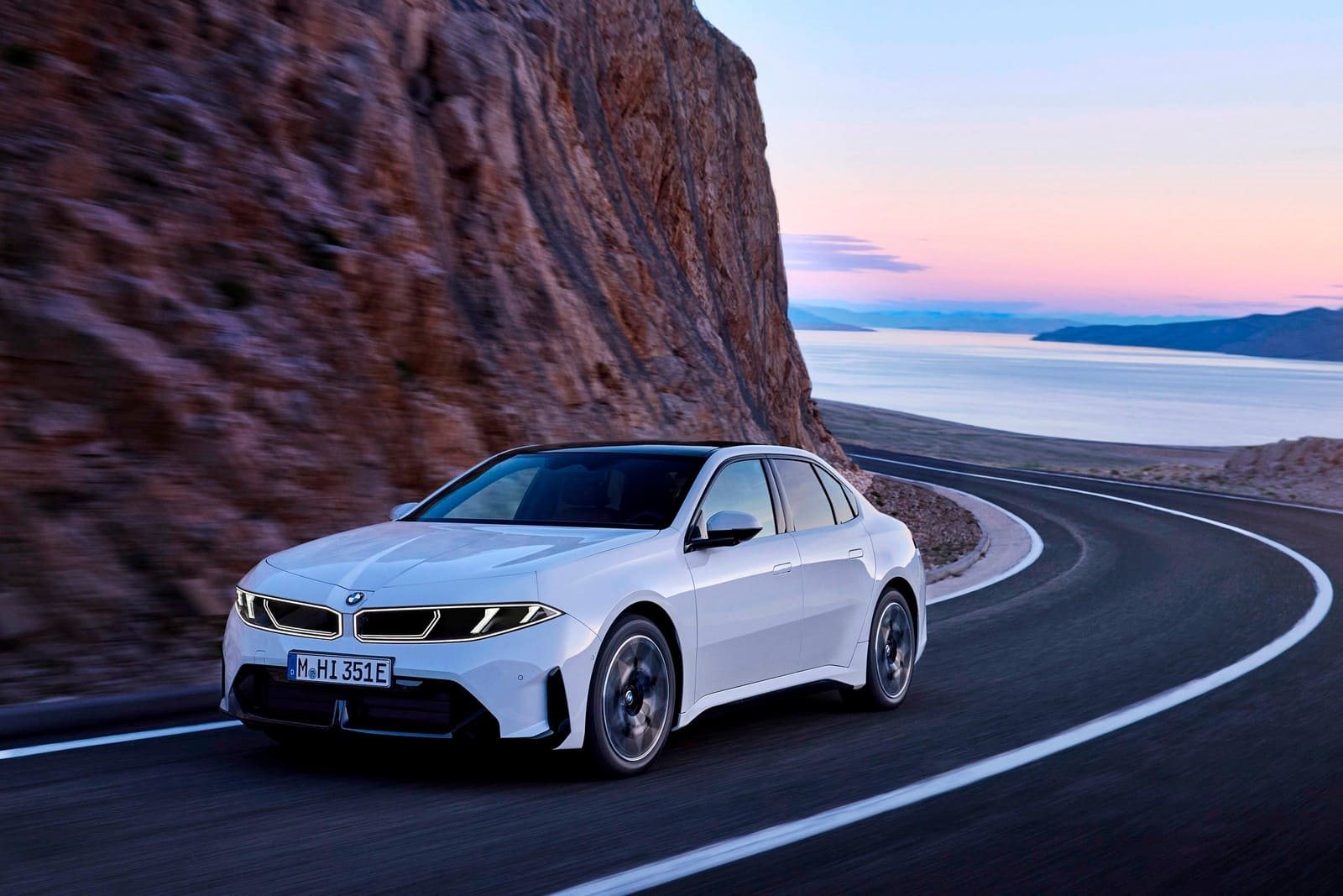 2027 - BMW i3 50 xDRIVE ALPINE WHITE, foto 1