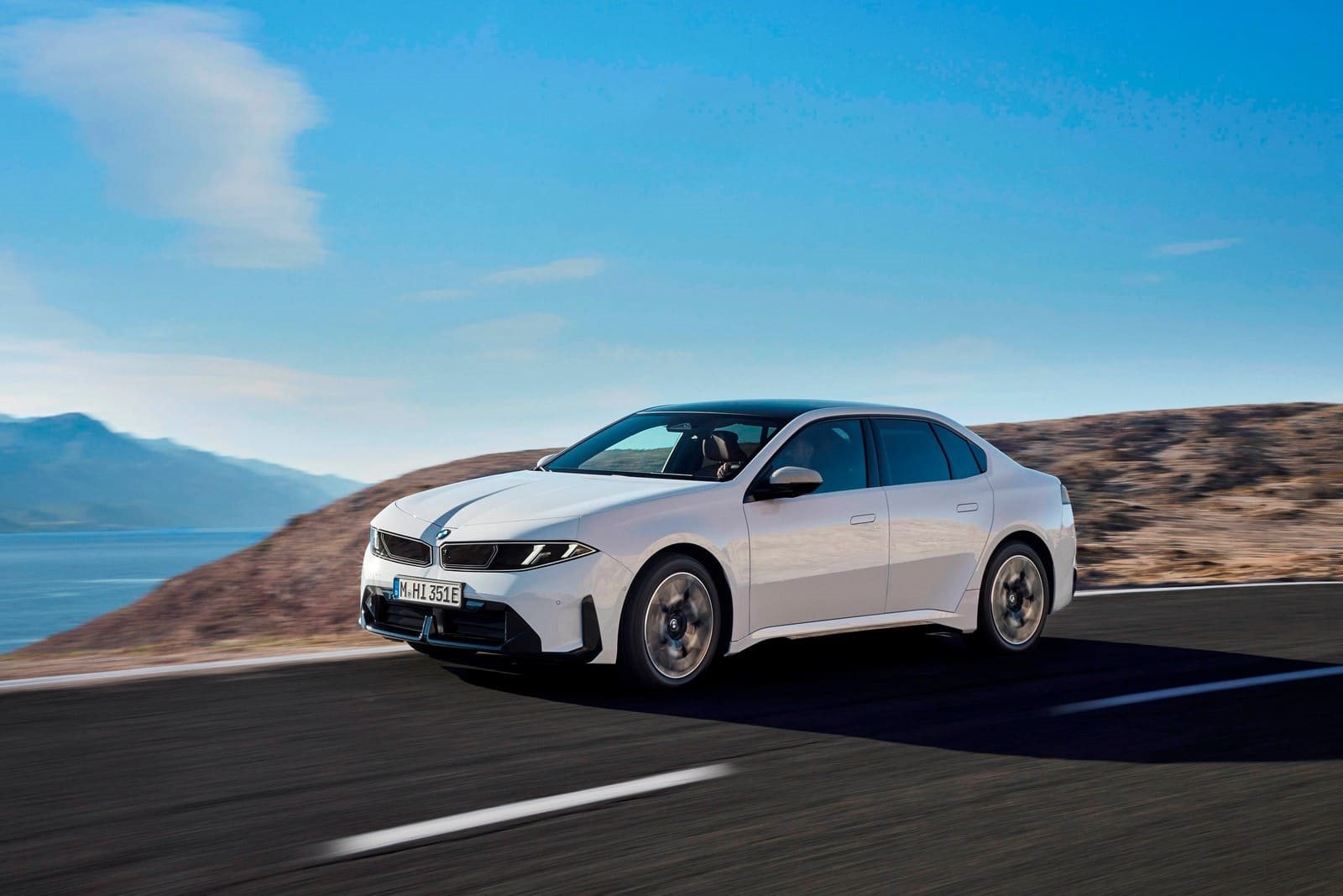 2027 - BMW i3 50 xDRIVE ALPINE WHITE, foto 2