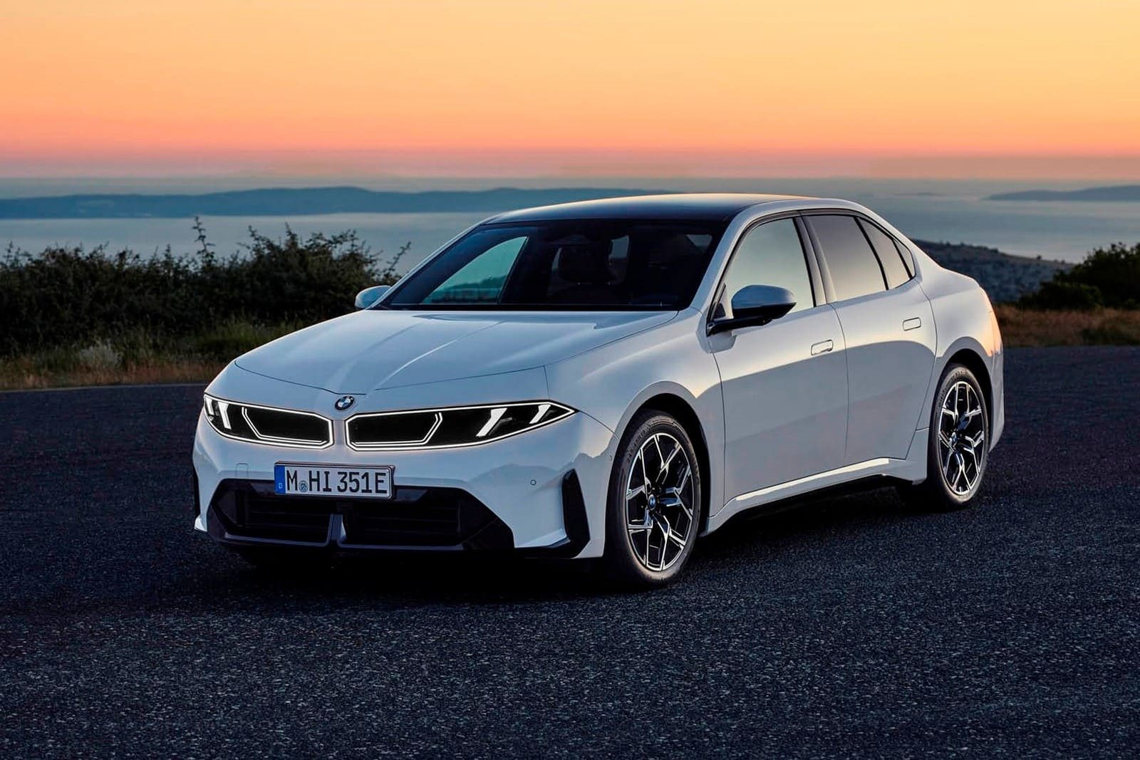 2027 - BMW i3 50 xDRIVE ALPINE WHITE, foto 5