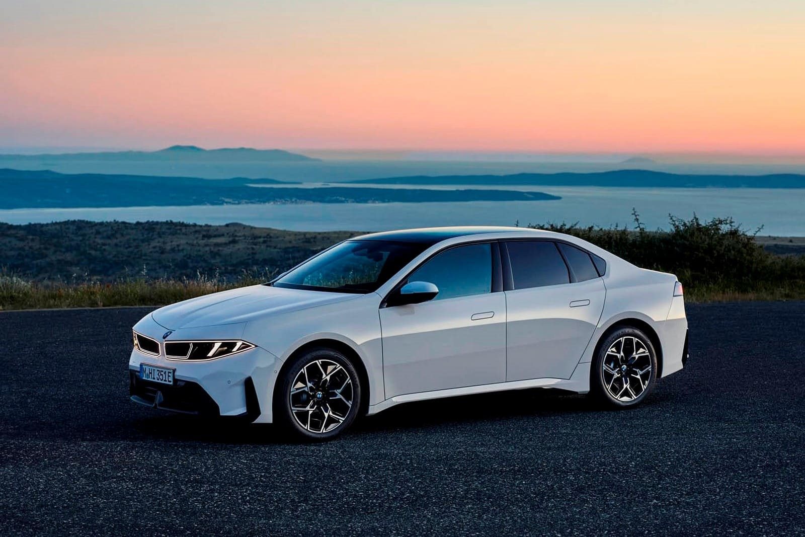 2027 - BMW i3 50 xDRIVE ALPINE WHITE, foto 13