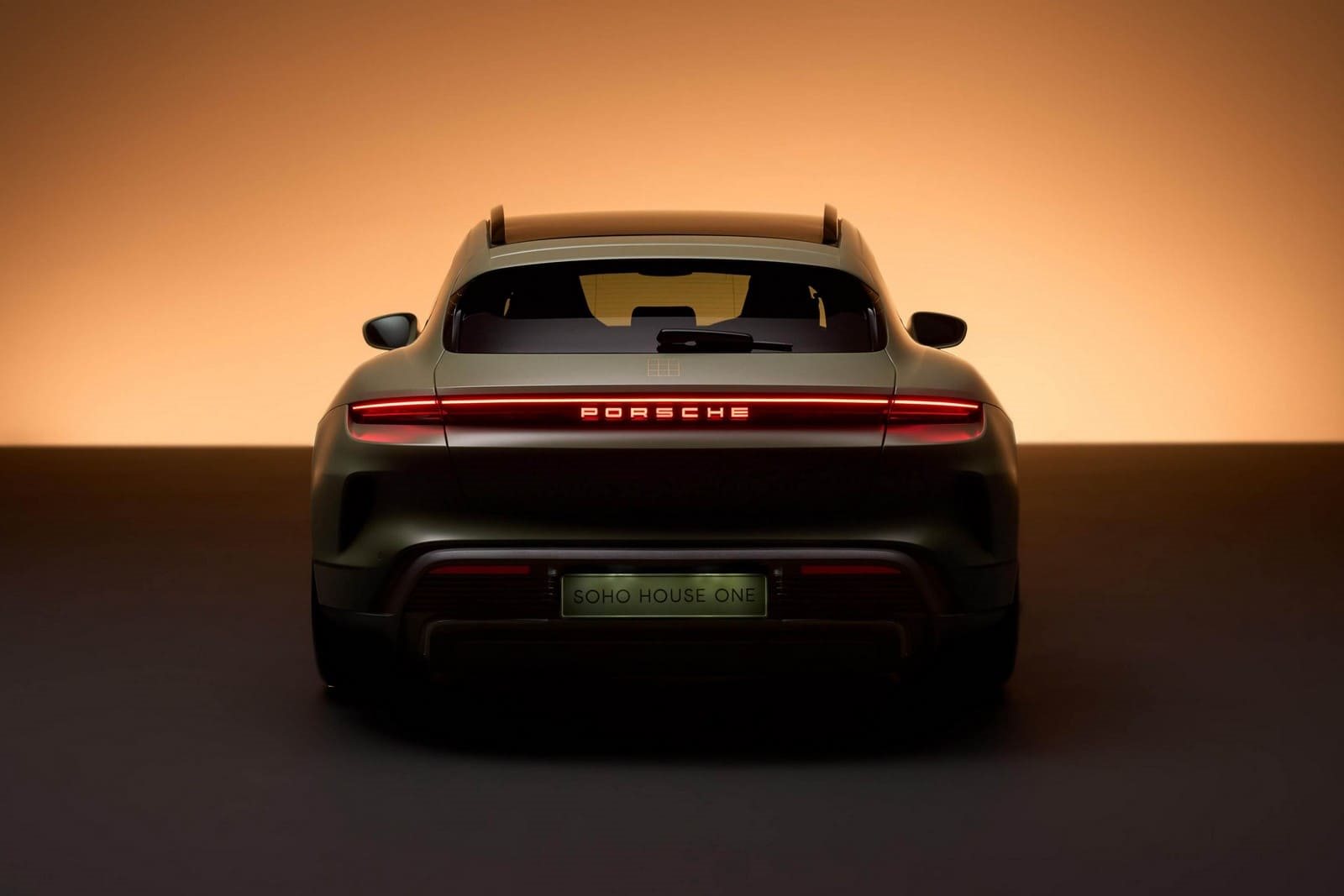 2026 - PORSCHE TAYCAN TURBO S SOHO HOUSE ONE, foto 6